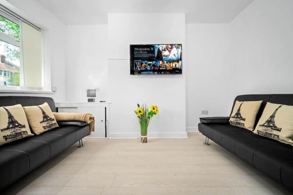 Jlr, Nec, B'Ham, Contractors Villa Birmingham Buitenkant foto